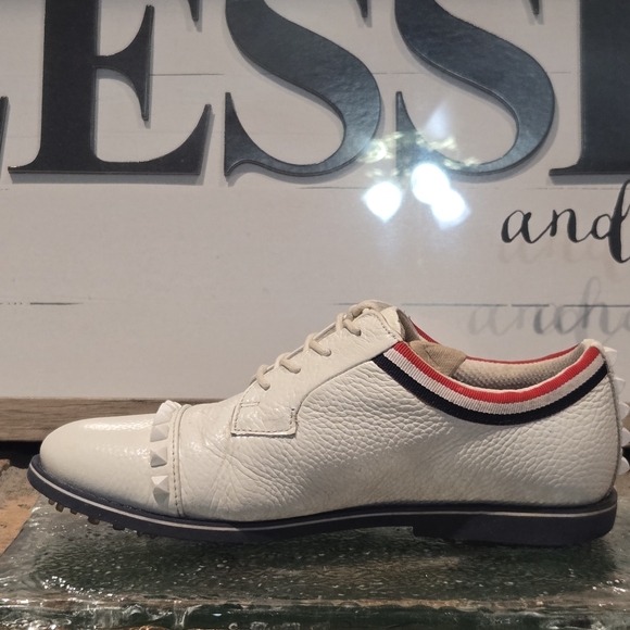 G/FORE Grosgrain Stud Cap Toe Gallivanter Spikeless Golf Shoes Wmn 8 - Picture 3 of 9